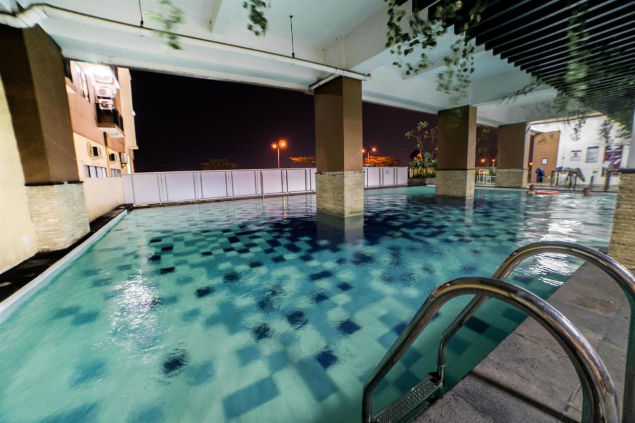 Best Price 2Br Tamansari Panoramic Apartment With Mountain View By Travelio Bandung Kültér fotó